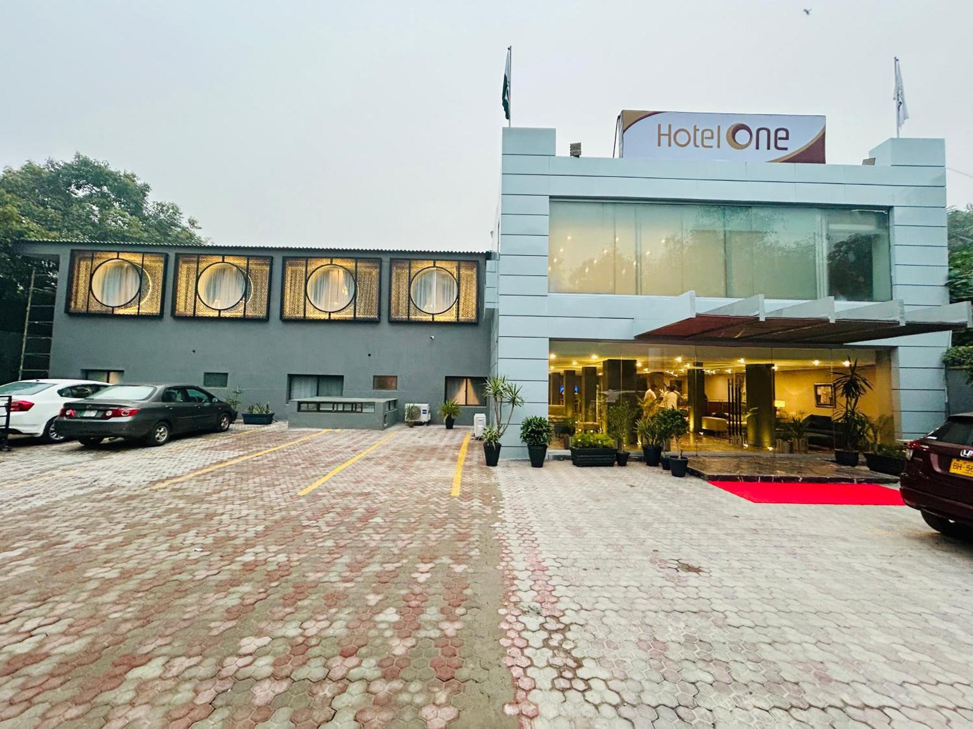 Hotel One The Mall, Lahore Exterior photo