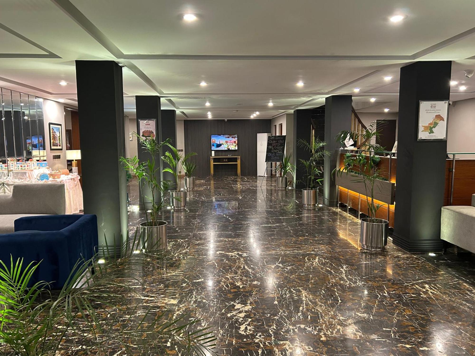 Hotel One The Mall, Lahore Exterior photo